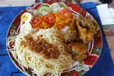 Oběd v levnější restauraci